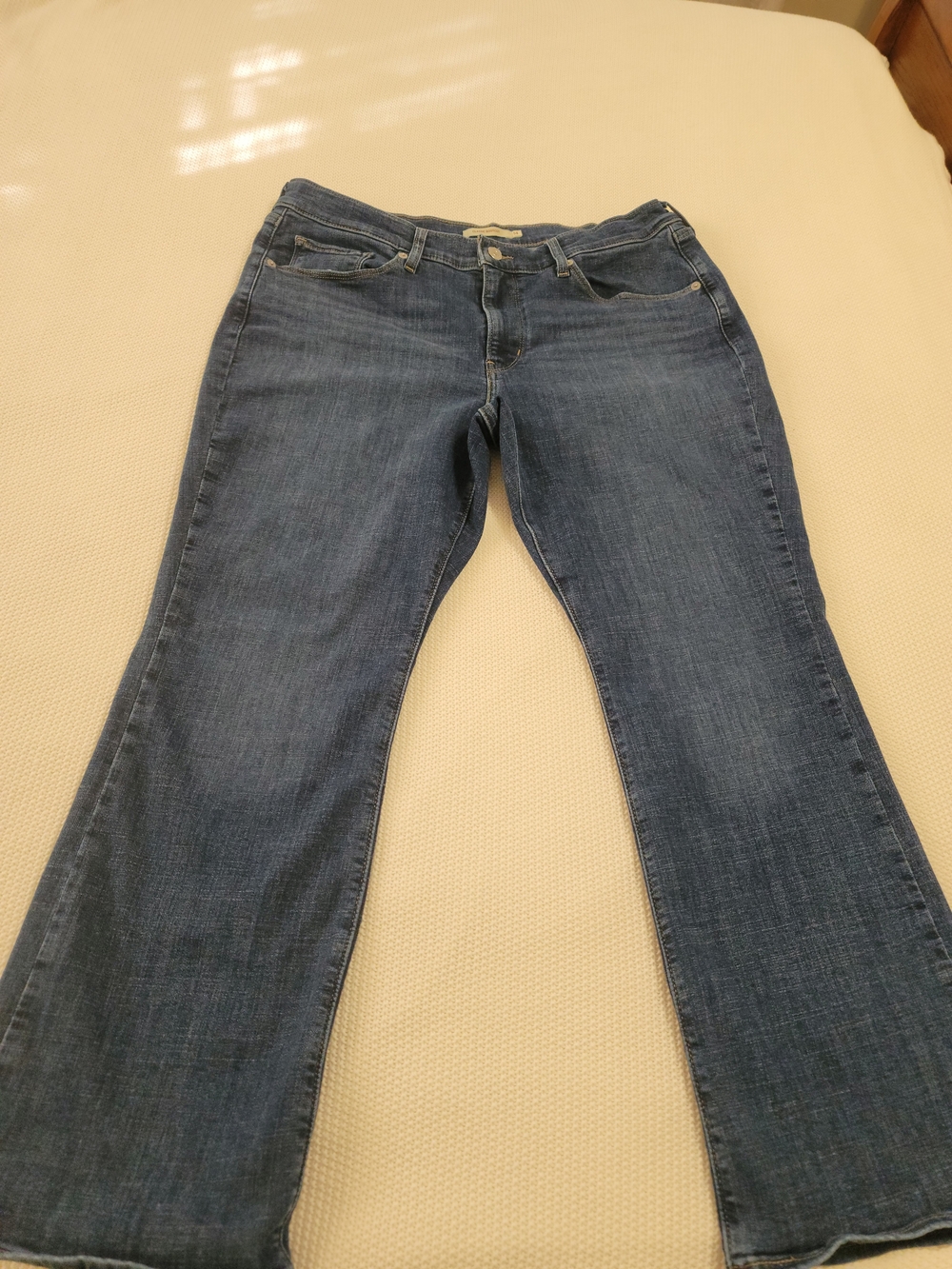 Levi's Classic Women's Blue Denim Jeans